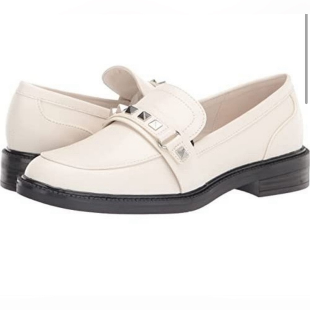 Marc Fisher Cancia Loafer, Ivory with Silver Studs, Size 9, New w/out Box!